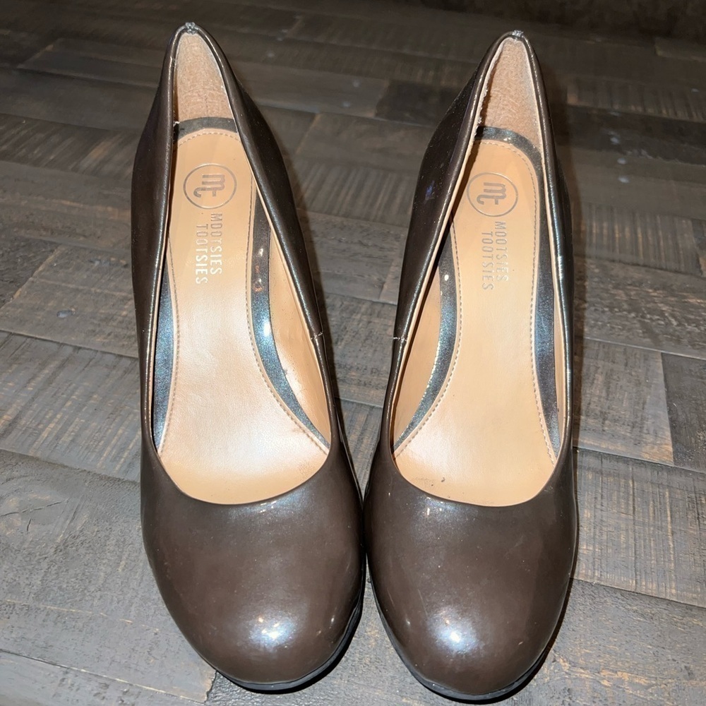 Mootsies Tootsies Women's Brown Patent Leather‎ Stiletto Heels Size 8M